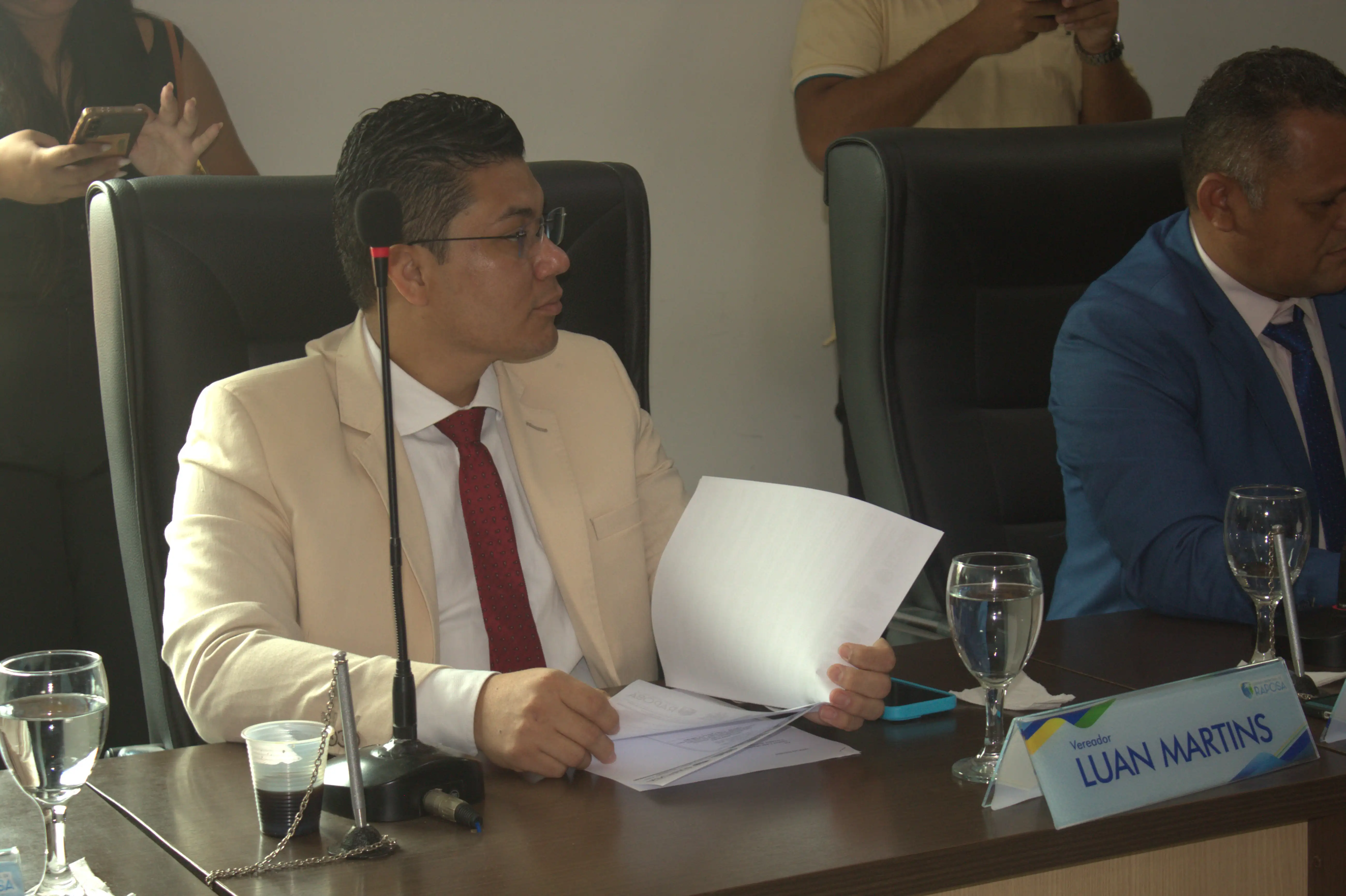 Foto 1 – Câmara realiza leitura de indicações para Títulos e Medalhas na sessão desta sexta