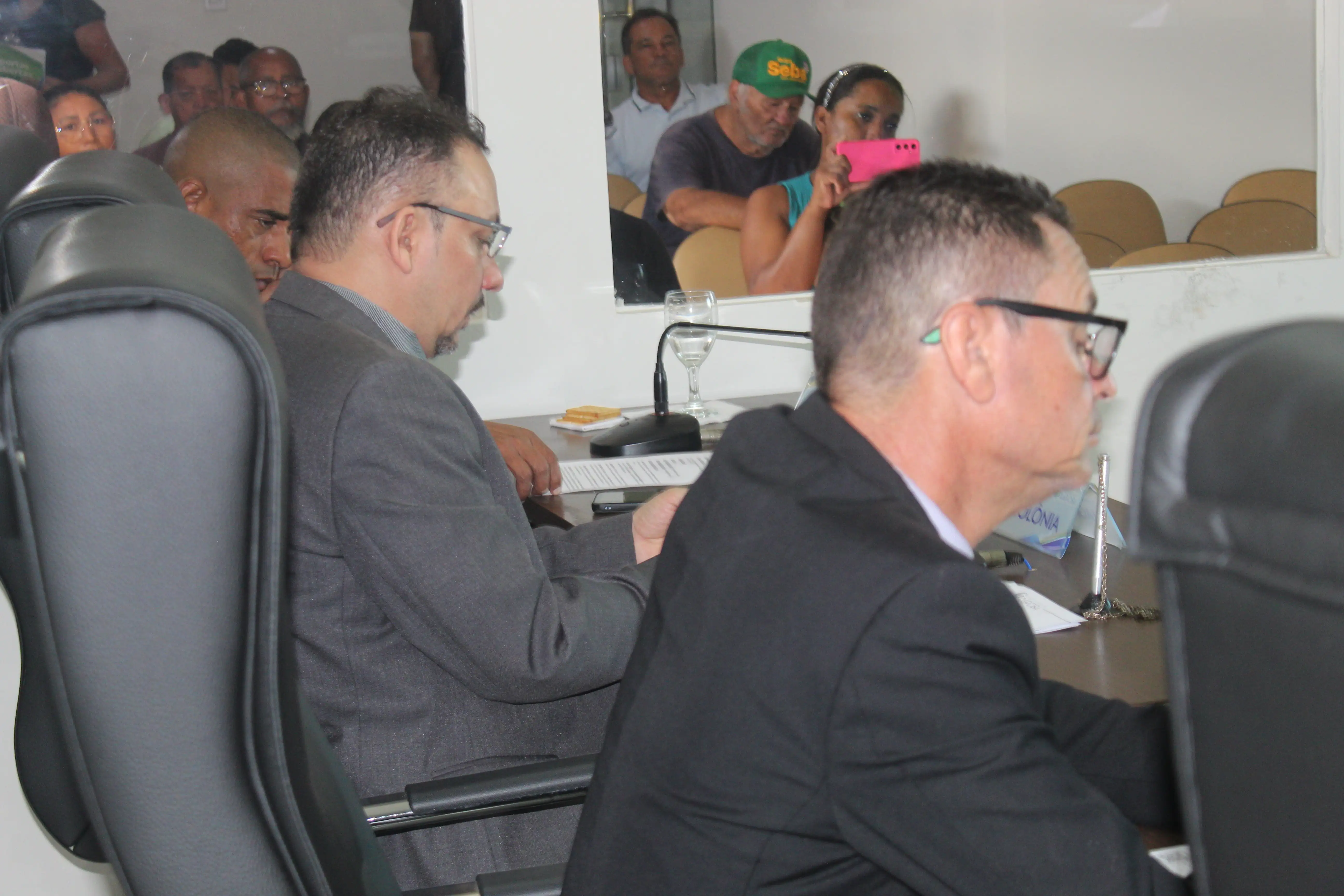 Foto 4 – Câmara de Raposa debate impacto de bloqueio no FPM e aprecia propostas voltadas à infraestrutura, saúde e segurança