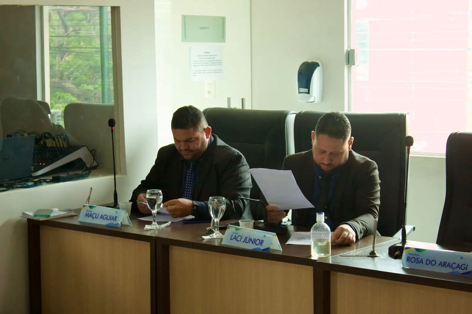 Foto 2 – Câmara de Raposa aprecia reajuste do Legislativo, concede títulos e avança em demandas de infraestrutura