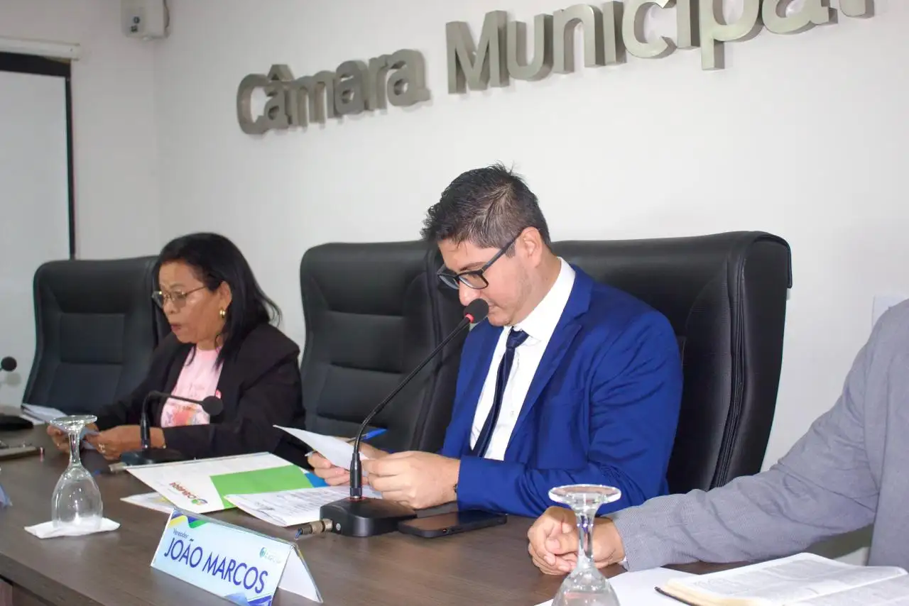 Foto 1 – Debate sobre implantação do SAMU gera esclarecimentos durante sessão da Câmara de Raposa